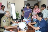 Bachelors 2 Working Stills